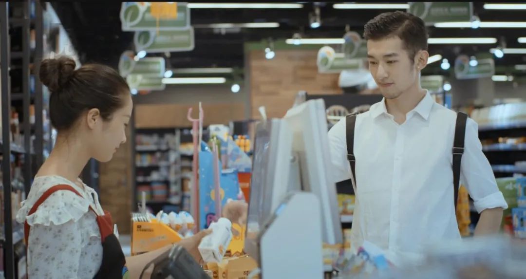 花花牛丨每天一杯奶，幸福健康喝出來！?。? style=