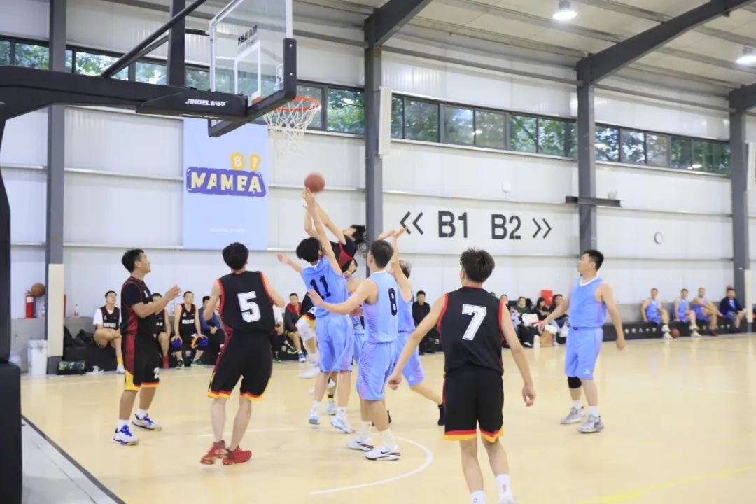 花花牛丨奪冠，奪冠，奪冠?。?！用冠軍為中國健兒喝彩?。?！