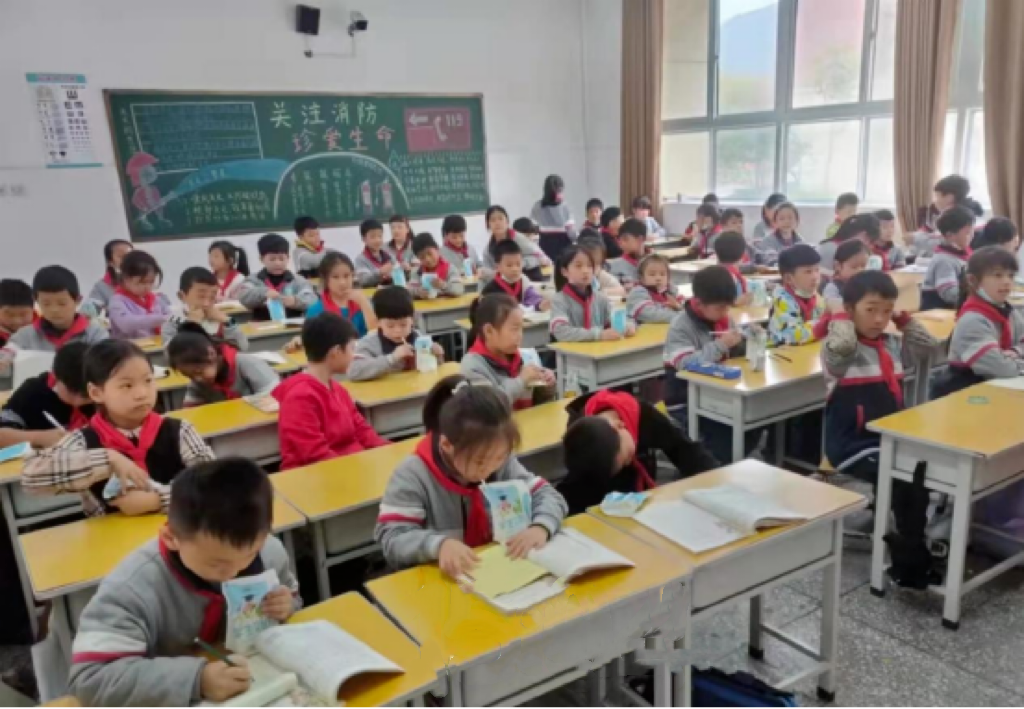 未來(lái)可期 健康護(hù)航丨花花牛乳業(yè)集團(tuán)取得學(xué)生飲用奶常、低溫發(fā)酵乳生產(chǎn)資質(zhì)