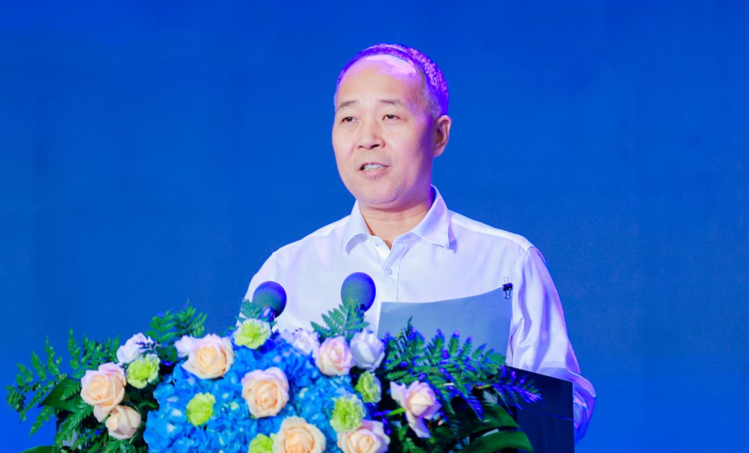 啟航新征程 點亮新賽道丨花花牛乳業(yè)集團參加第十四屆中國奶業(yè)大會暨D20峰會，榮獲“中國乳制品生產(chǎn)企業(yè)現(xiàn)代化等級5A級”評定殊榮