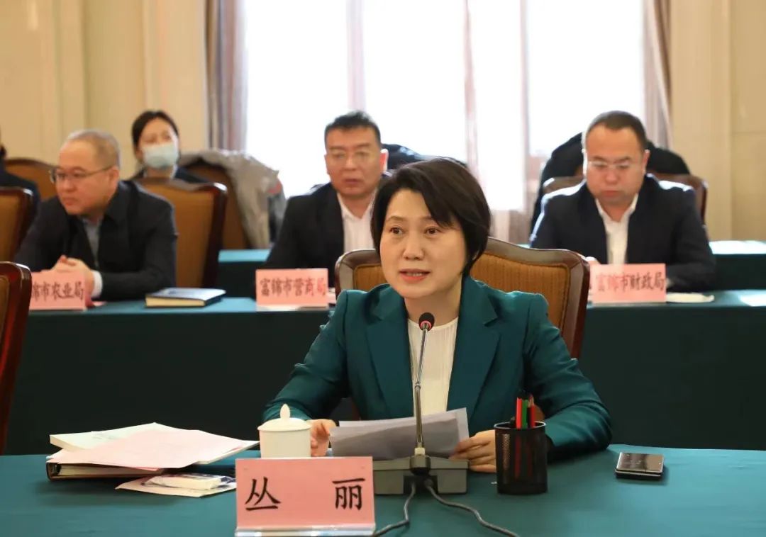 產(chǎn)業(yè)聯(lián)動促發(fā)展 合作共贏創(chuàng)未來 | 佳木斯市政府、富錦市政府與花花牛乳業(yè)集團(tuán)正式簽署戰(zhàn)略合作協(xié)議