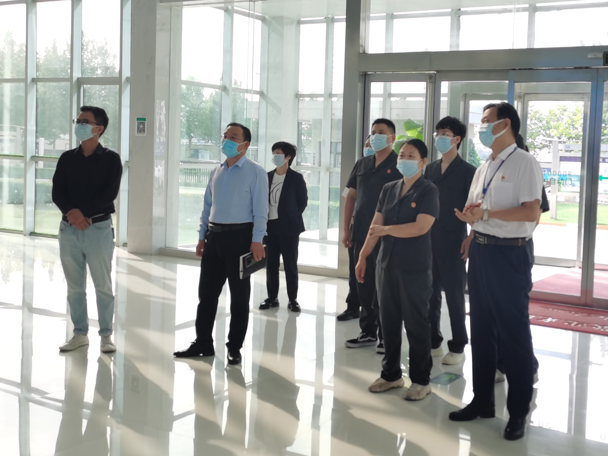 花花牛 | 鄭州市管城區(qū)法院知產(chǎn)審判服務(wù)企業(yè)座談會在花花牛乳業(yè)集團(tuán)召開 花花牛 | 鄭州市管城區(qū)法院知產(chǎn)審判服務(wù)企業(yè)座談會在花花牛乳業(yè)集團(tuán)召開