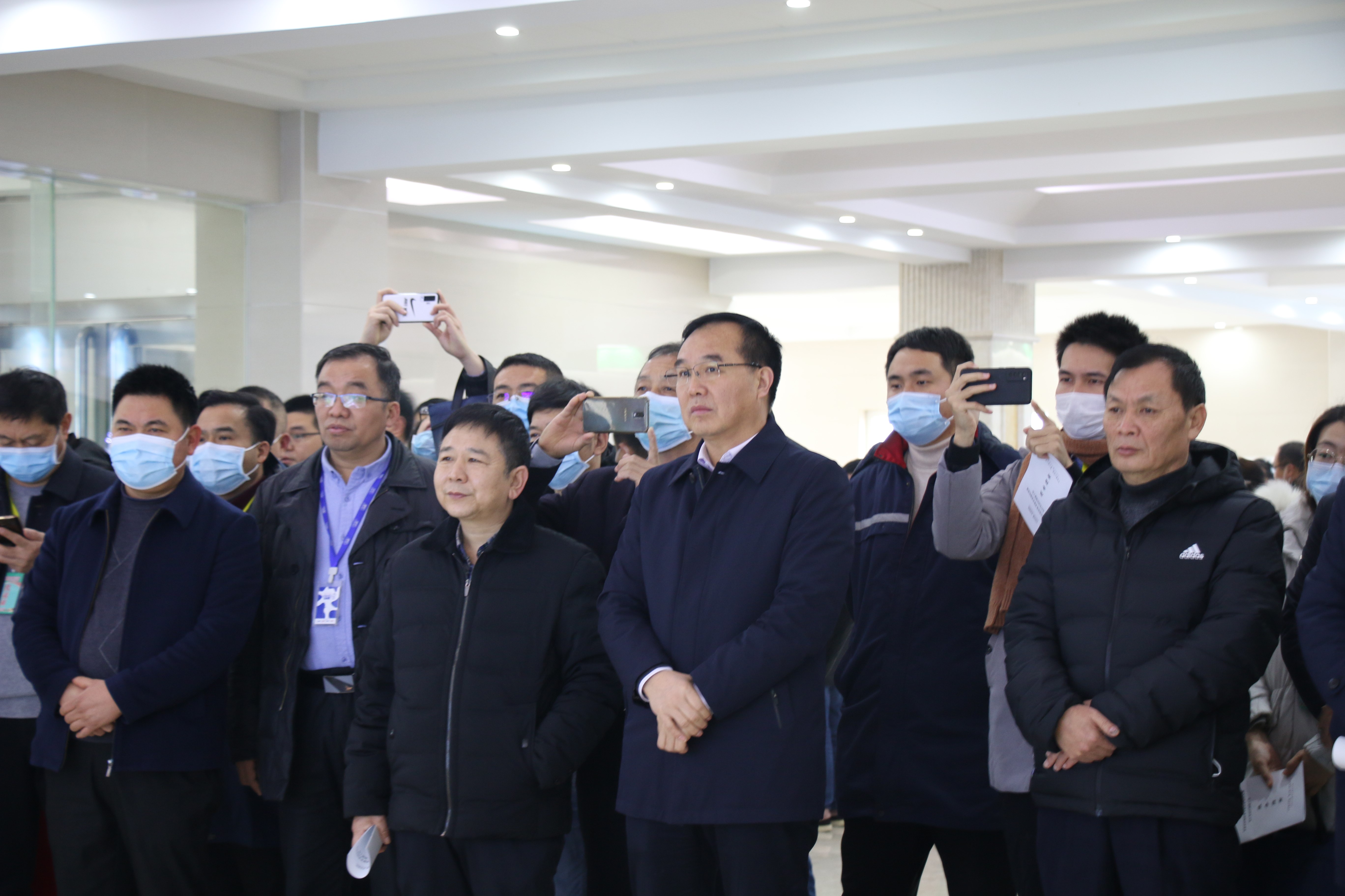 花花牛 | 農業(yè)農村部農業(yè)綠色發(fā)展考察團蒞臨花花牛魯山瑞亞參觀調研