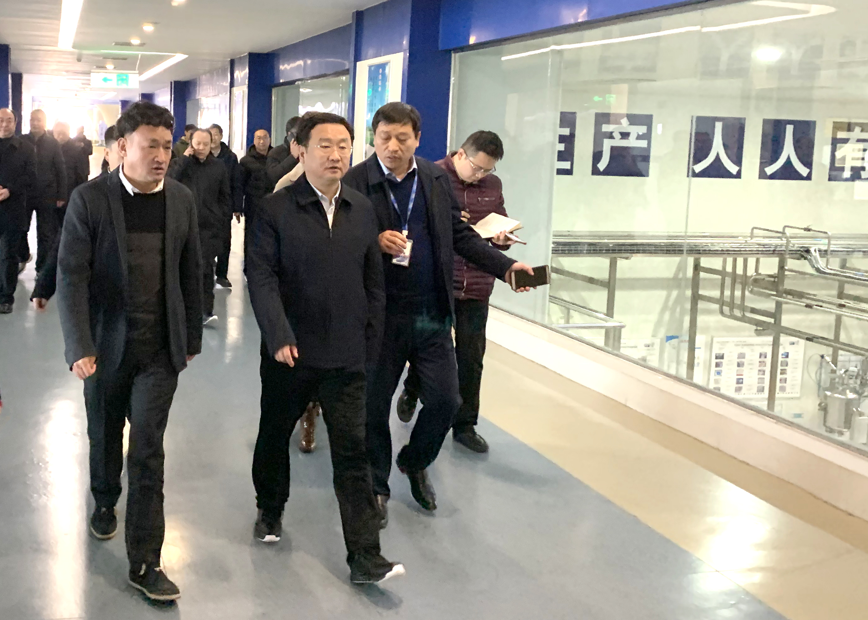 鄭州市委副書(shū)記、市長(zhǎng)王新偉蒞臨花花牛乳業(yè)集團(tuán)調(diào)研