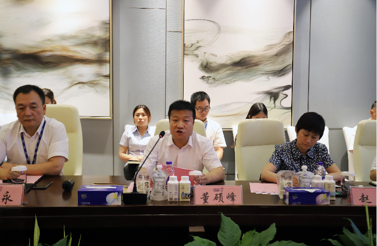 河南首家！花花牛乳業(yè)集團(tuán)通過(guò)優(yōu)質(zhì)乳工程驗(yàn)收