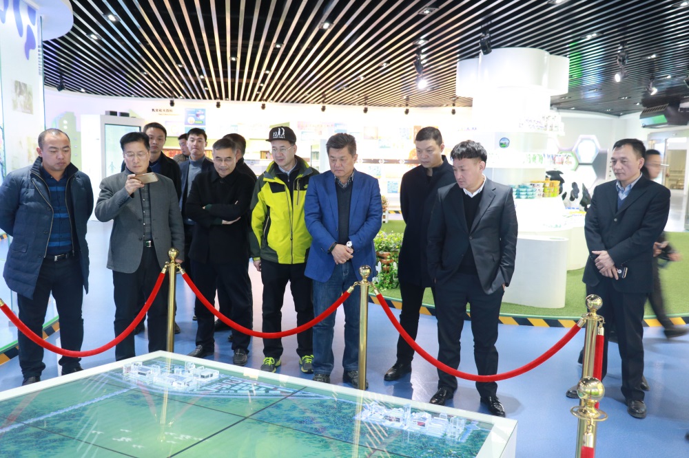 涉農(nóng)企業(yè)強(qiáng)強(qiáng)聯(lián)合，“抱團(tuán)取暖”共迎企業(yè)發(fā)展的春天