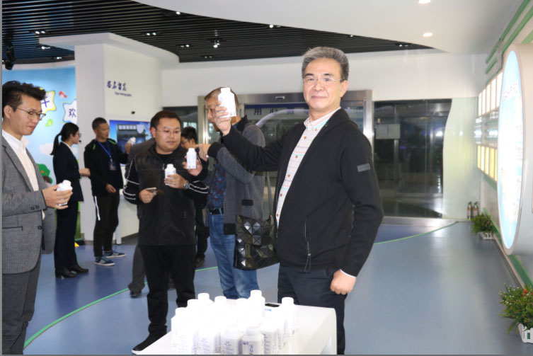 商界領(lǐng)袖俱樂部精英參訪花花牛！