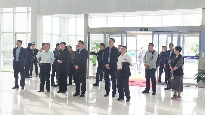 花花牛丨沈陽(yáng)市人大常委會(huì)副主任曹鵬一行蒞臨花花?？疾熳? />
			</div>
		<div   id=