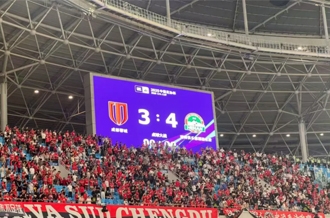 榮耀時(shí)刻，共赴巔峰——河南花花牛乳業(yè)集團(tuán)見證河南足球歷史性突破，與一億家鄉(xiāng)人民共燃鐵血榮光！